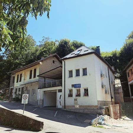 Apartmani Waterfall / Vodopad Яйце Экстерьер фото